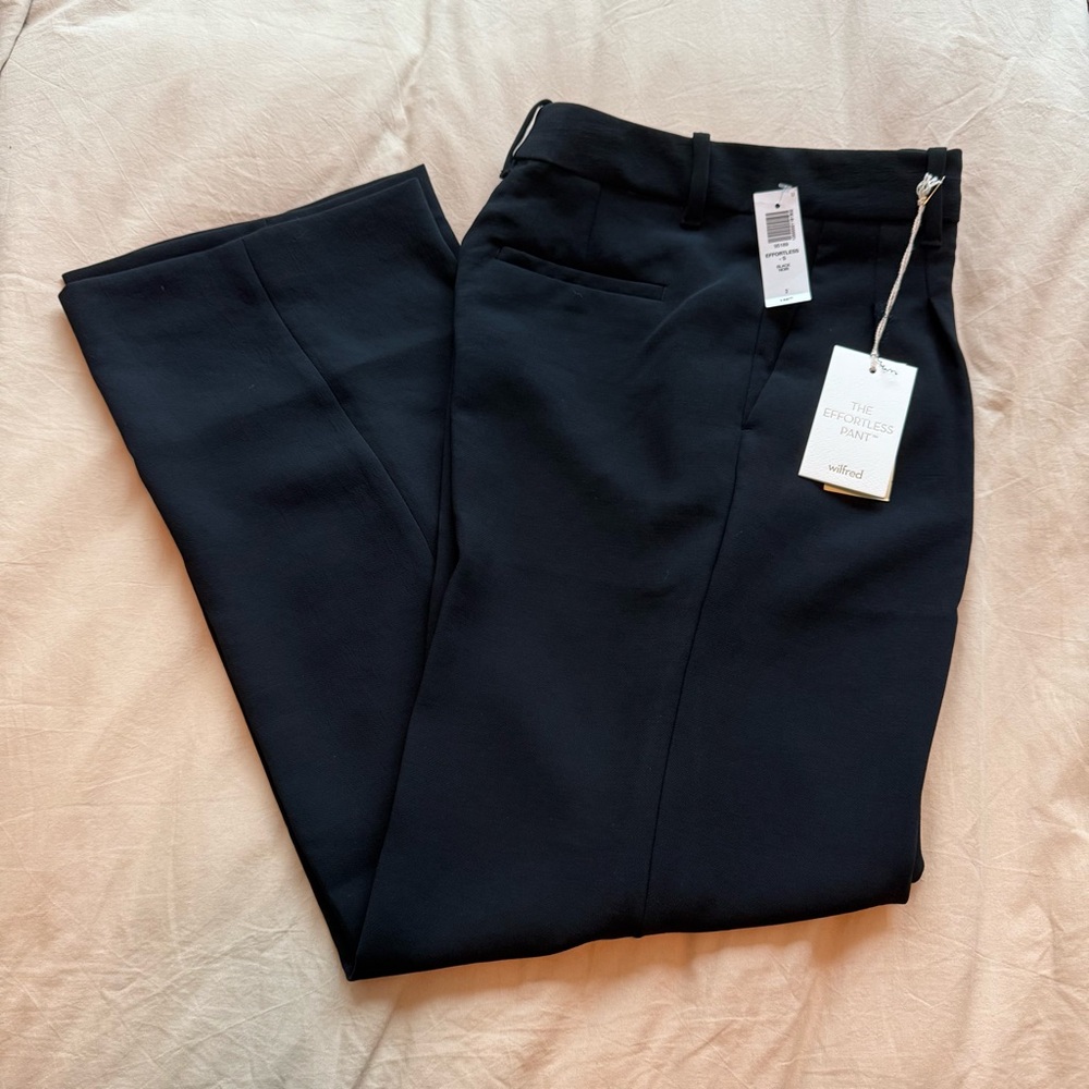 ARITZIA Effortless Pants NWT - Crepette Fabric